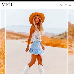 Vici dolls ruffle skirt🦋🦋